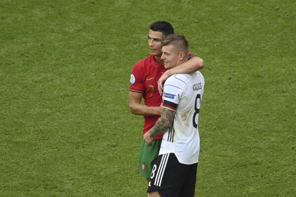Toni kroos sales boots 218
